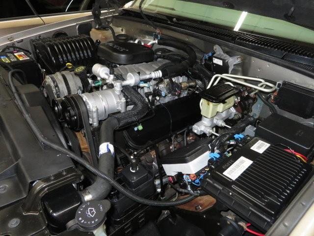 1999 Chevrolet Suburban 2500 Engine 7.4 L V8 Mpg